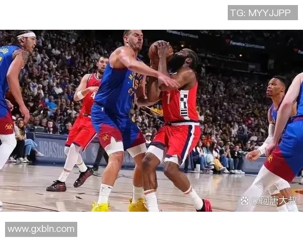 16日勇士与掘金激战直播全程回顾及精彩瞬间分析 16日勇士与掘金激战直播全程回顾及精彩瞬间分析