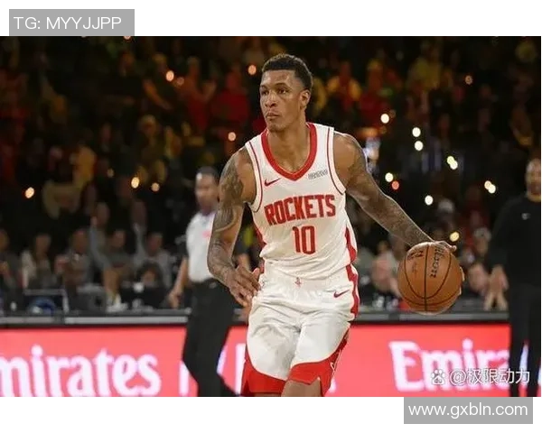 2012年NBA火箭与活塞激战回顾精彩瞬间与球员表现分析 2012年NBA火箭与活塞激战回顾精彩瞬间与球员表现分析