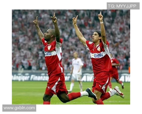 中央陆军与埃因霍温激战正酣谁能在这场对决中笑到最后