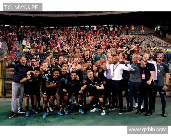 阿尔克马与那不勒斯激战在即谁能在欧战中笑到最后